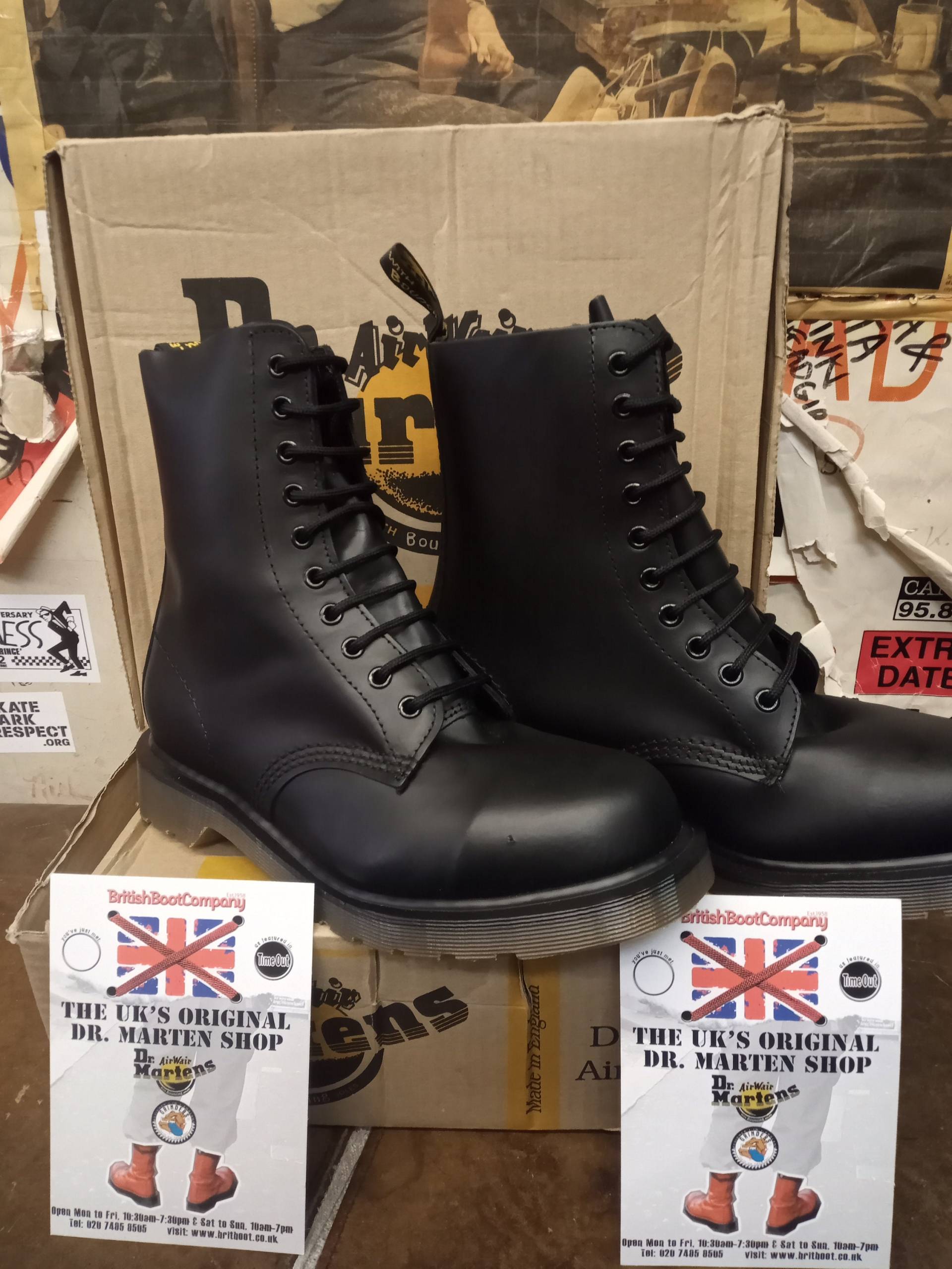 Dr Martens Made in England, Größe Uk 3-4, 6-11; Bump Toe, Herren Lederstiefel, 10 Loch/9710 von BritishBootVintage