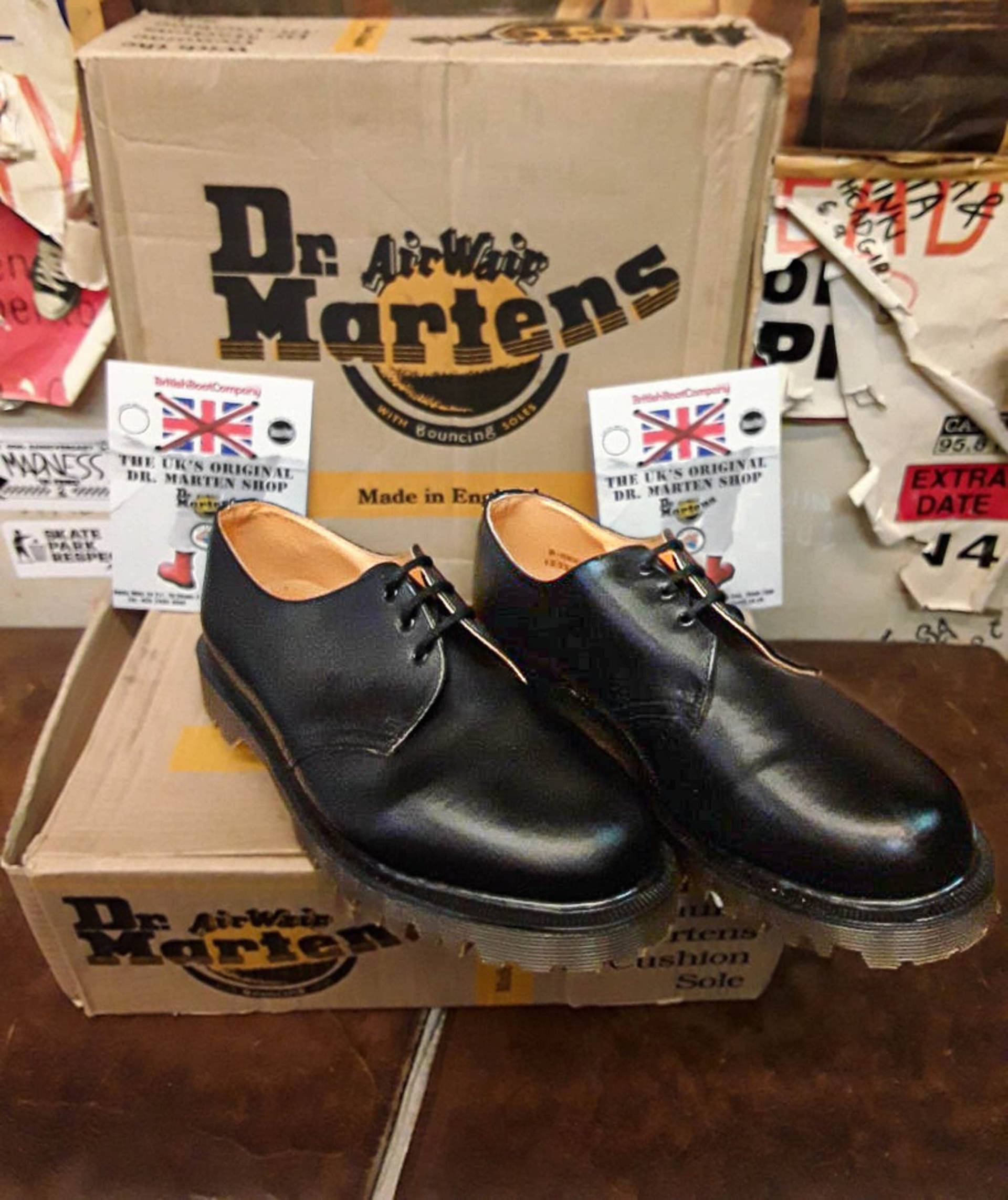 Dr Martens Schwarze Schuhe, Made in England, Ben Sole, Herren Lederschuhe/Verschiedene Größen 8249 von BritishBootVintage