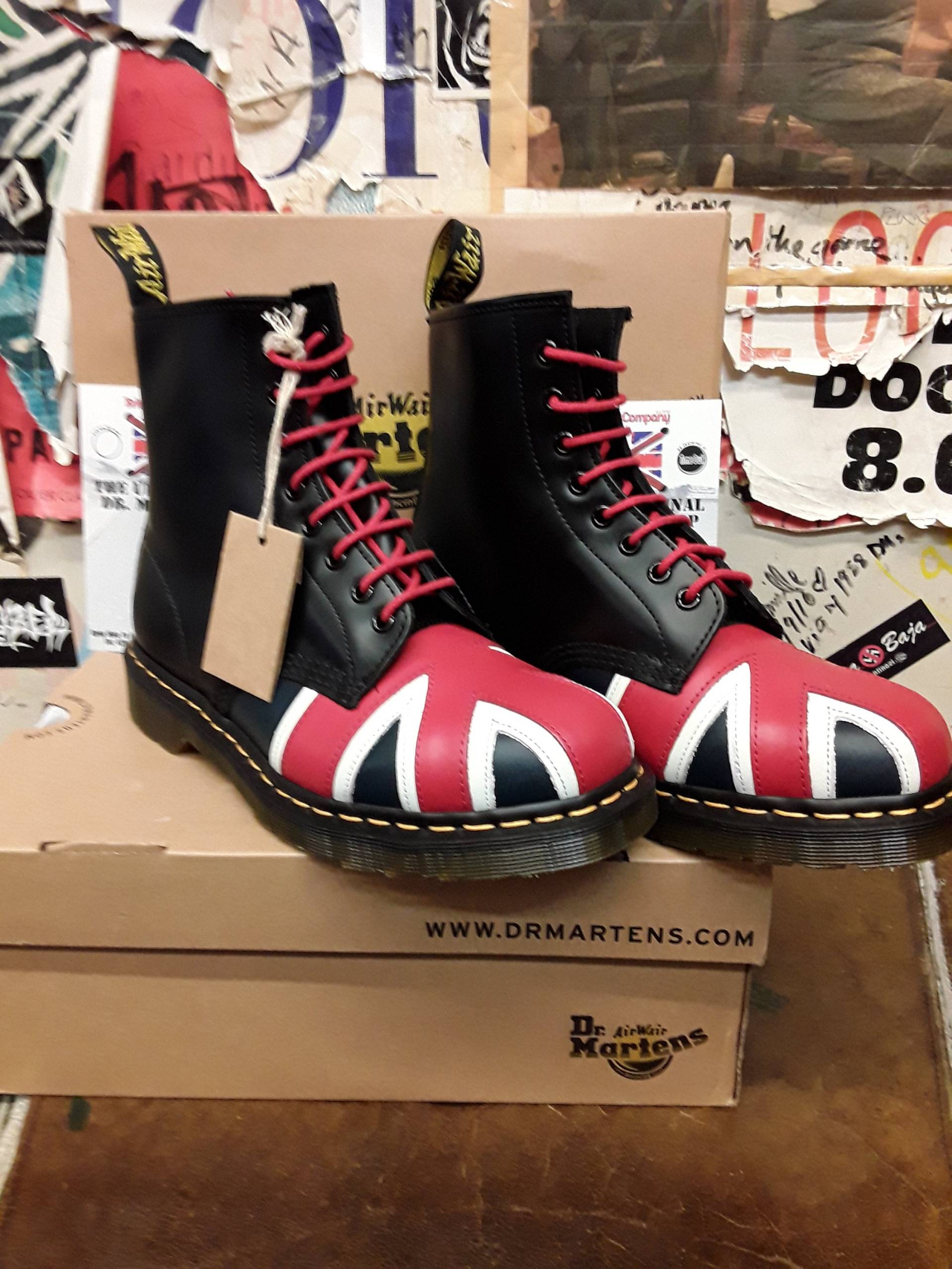 Dr Martens Union Jack 8 Loch Verschiedene Größen von BritishBootVintage