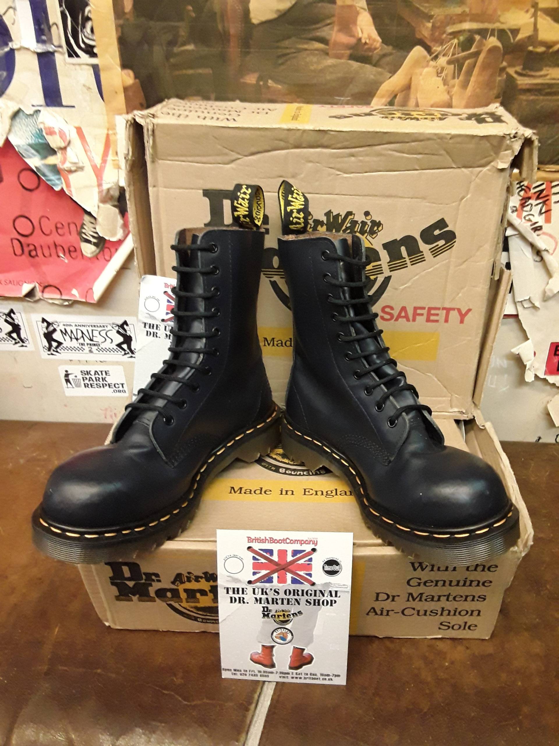 Dr Martens Vintage 1919, Größe Uk 5, Made in England 90Er Jahre, Damen Marine Stiefel, 10-Loch Stahlkappe von BritishBootVintage