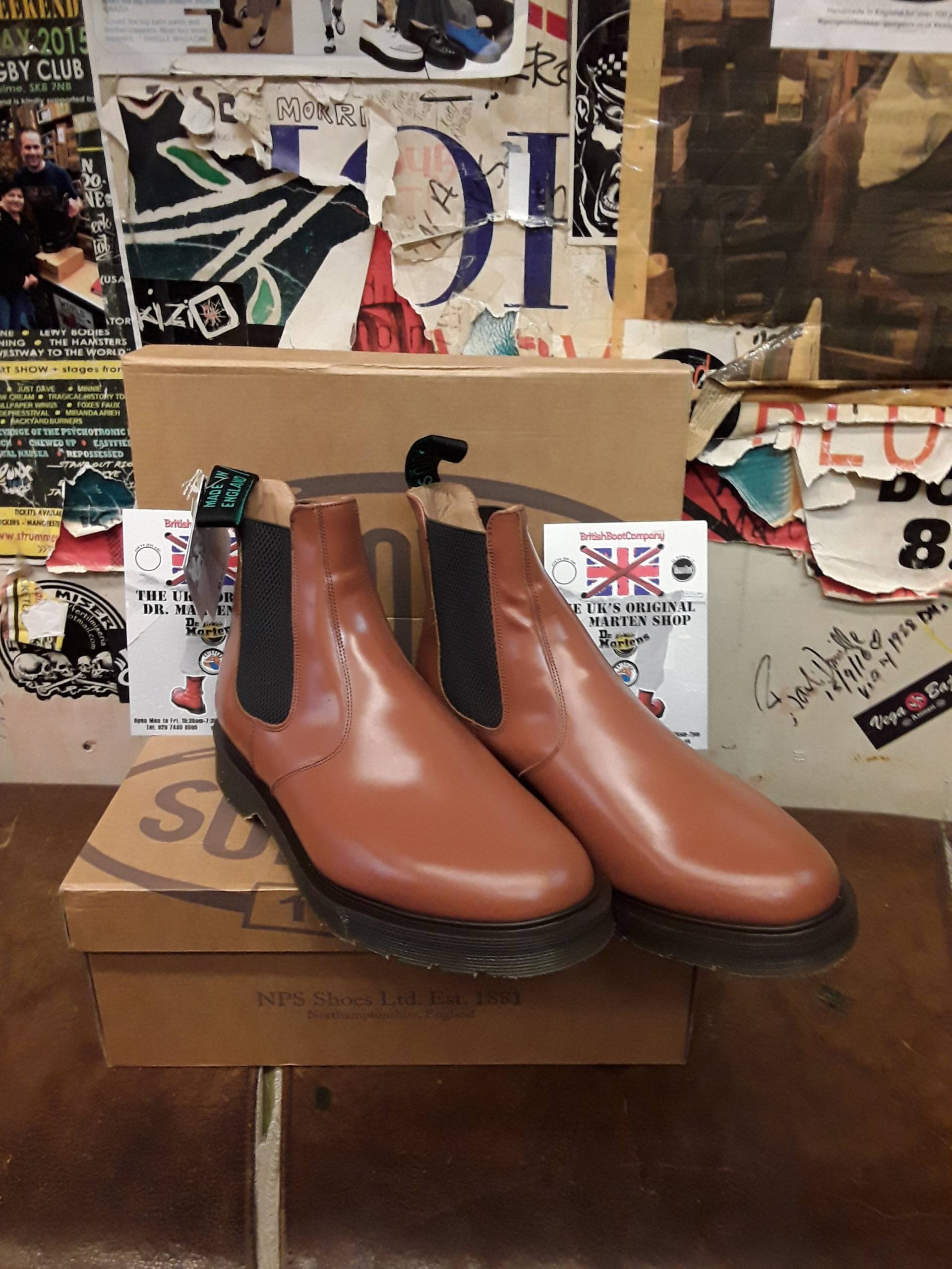 Solovair 0902 Pecan Händler Boot Made in England Verschiedene Größen Solovair 0902 Pecan Händler Boot Made in England Verschiedene Größen von BritishBootVintage