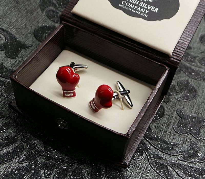 Boxhandschuhe Manschettenknöpfe Luxus Geschenkset Für Boxer Kämpfer Sportfans Versilbert in Präsentationskoffer Award Trophy Preise von BritishGoldCompany