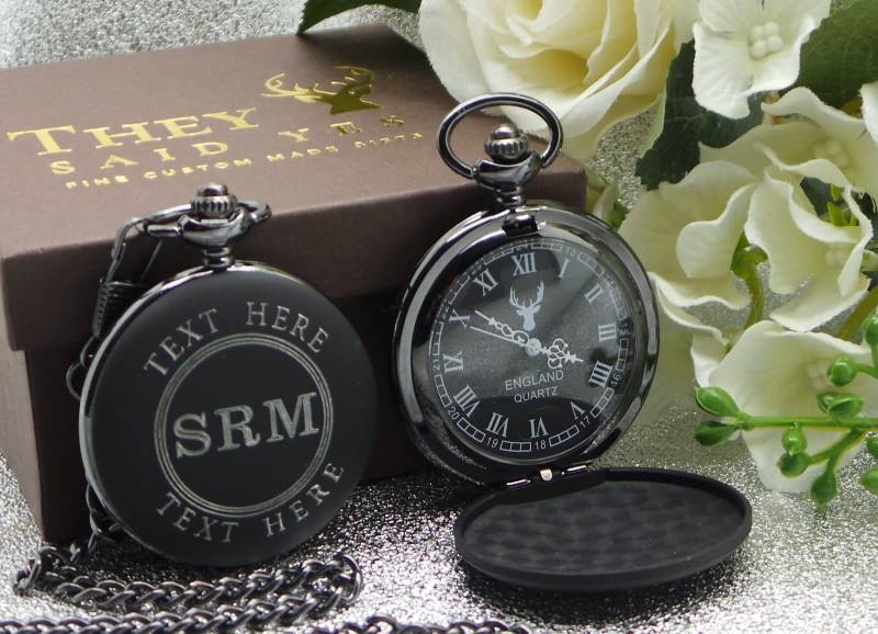 Kostenlose Gravur Matt Schwarz Taschenuhr Benutzerdefinierte Gravierte Monogramm Luxus Geschenkbox Fall Groomsmen Uhren Geburtstag Jahrestag von BritishGoldCompany