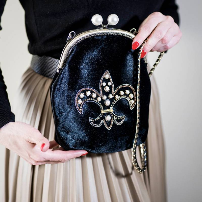 Bestickte Samt Clutch Tasche Perlen Kisslock Boho Geldbörse von BrjunetkaBoutique