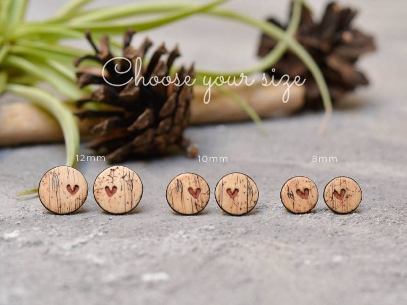 Kleine Herz Ohrstecker - Fimo/Handgefertigte Faux Holz Beiträge, Runde Boho Clay Post Ohrringe, Einzigartige Ohrringe Kleine Herz Ohrstecker - Fimo/Handgefertigte Faux Holz Beiträge, Runde Boho Clay Post Ohrringe, Einzigartige Ohrringe von Brlogarka