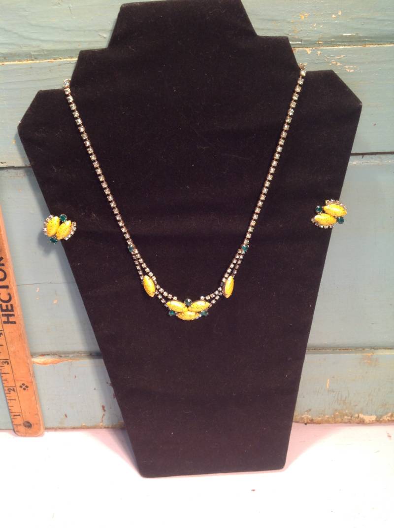 Vintage Jayflex Neacklace Mit Ohrring von BrocanteMitchVintage