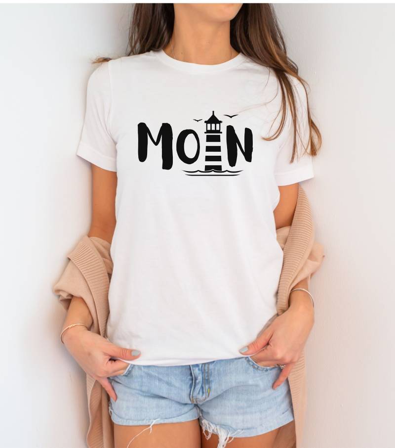Maritimes T-Shirt Für Damen Und Herren - Moin Mit Leuchtturm Nordsee Ostsee Fans von BroforceDesigns