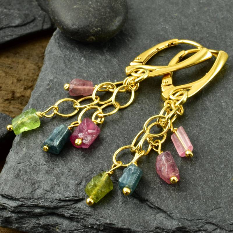 Boho-Ohrringe Mit Turmalin Und Vergoldetem Silber, Roh Rosa Grün Petrol Hängeohrringe Brautschmuck Geschenk Hochzeitstag Geburtstag von Brombeergruen