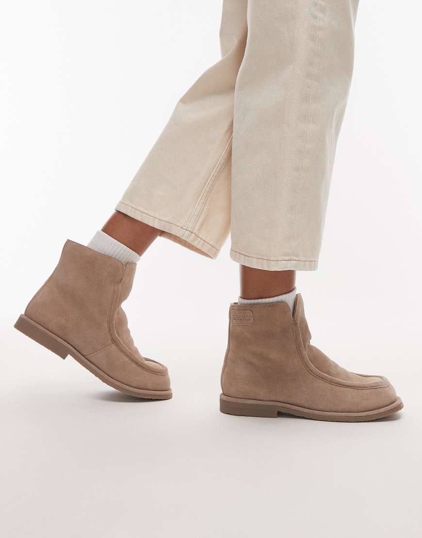 Bronx - Flauschige, gemütliche Stiefel aus Wildleder in Hafermilchbraun-Schwarz von Bronx