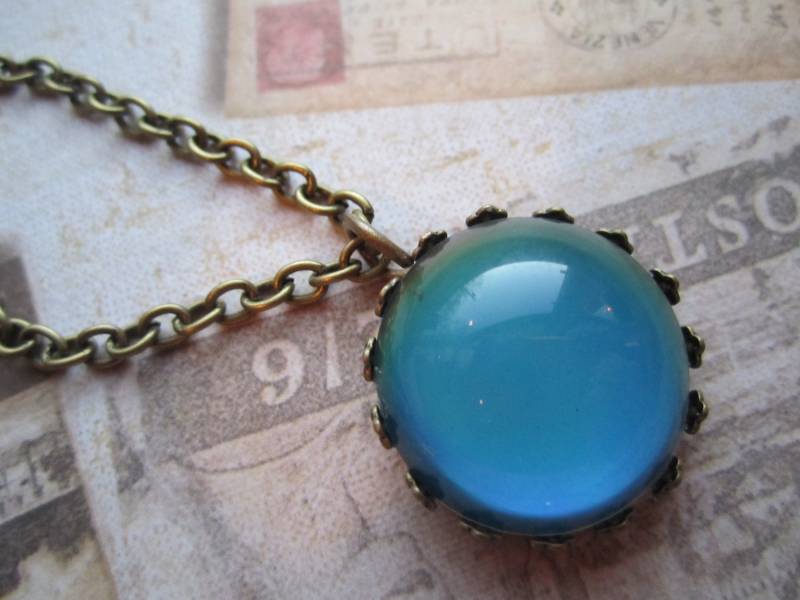 Antike Messing Stimmungskrone Halskette Antike Messing Stimmungskrone Halskette von BrookeAlene