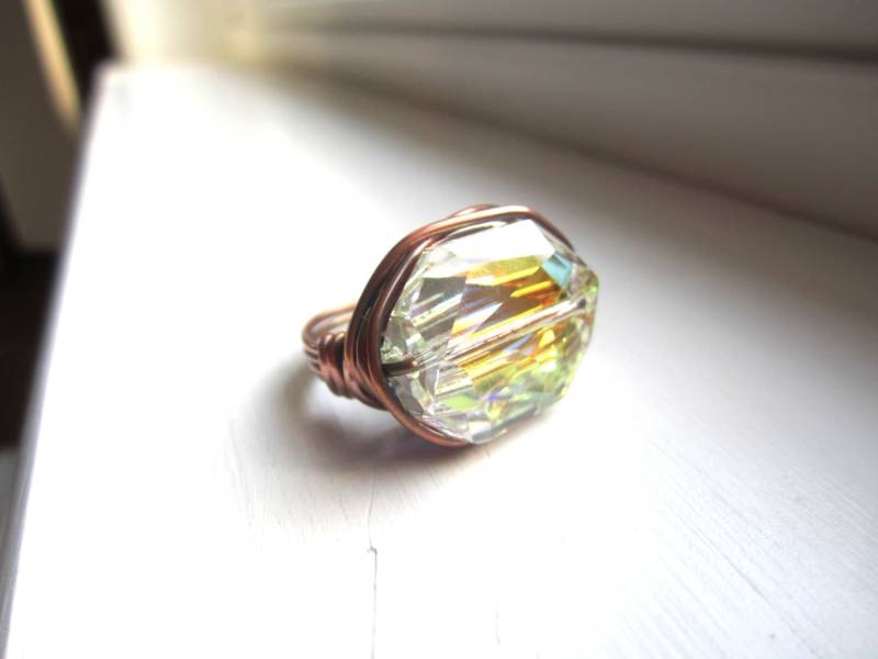 Großer Heller Swarovski Ring von BrookeAlene