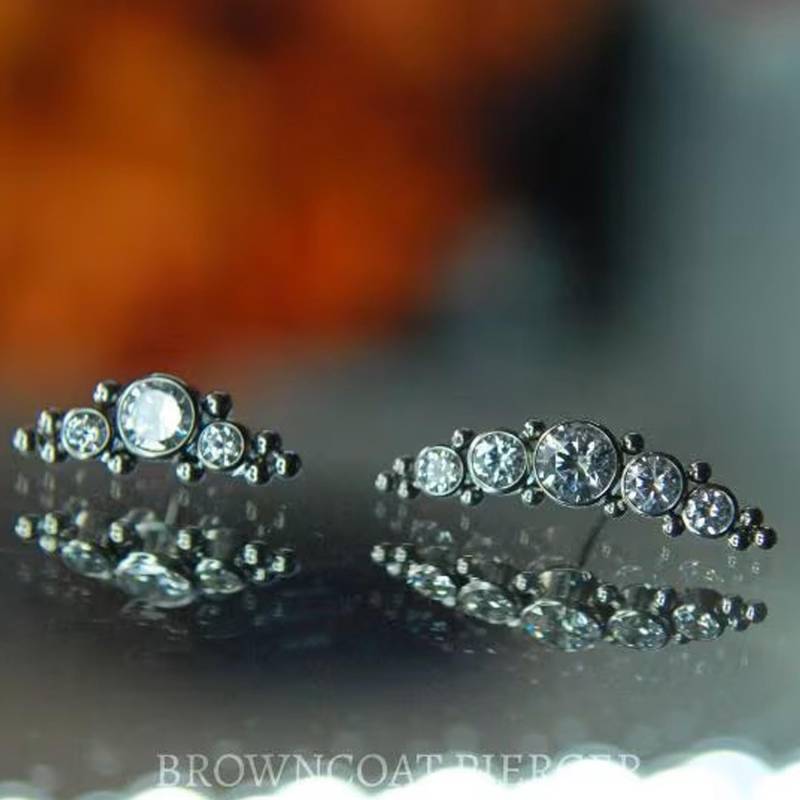 Titan Threadless Couture End - Cz Edelsteine Implant Grade 3 Edelstein Oder 5 Edelstein, Kubikzirkonia von BrowncoatPiercer