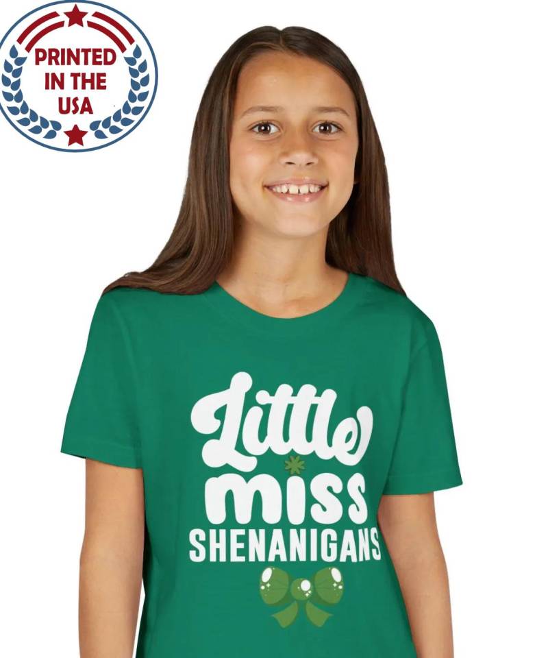 Süßes St. Paddy Mädchen Jugend T-Shirt, Kleines Fräulein Shenanigans Shirt, Kinder St Patrick's Day Lustiges Klee Top Für Mädchen, Kleinkind von BruhCatShirts