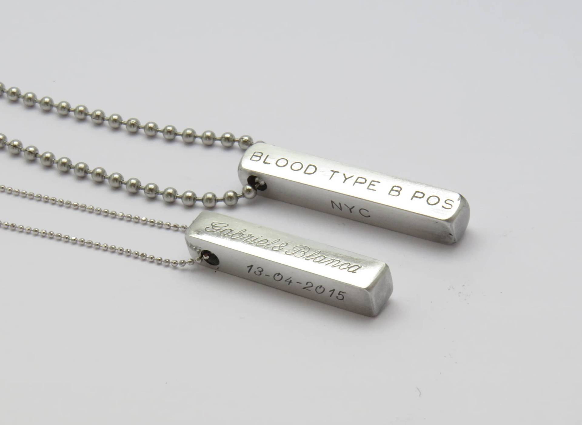 Personalisierte Aluminium Dog Tag Halskette - Individuell Gravierte Name, Datum Personalisierte Aluminium Dog Tag Halskette - Individuell Gravierte Name, Datum von BrunoBijoux