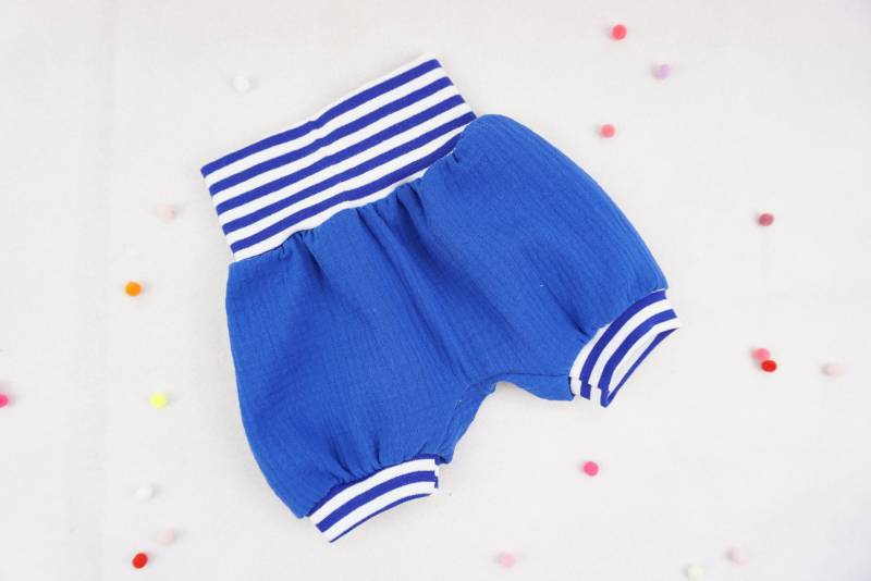 Kurze Pumphose Baby Sommerhose Musselin Mitwachshose von BrunoandPeach