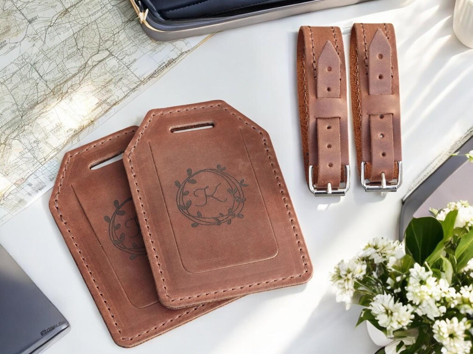 Personalisierter Leder Kofferanhänger, Monogramm Individuelles Geschenk Personalisierter Leder Kofferanhänger, Monogramm Individuelles Geschenk von BruteHandcraft