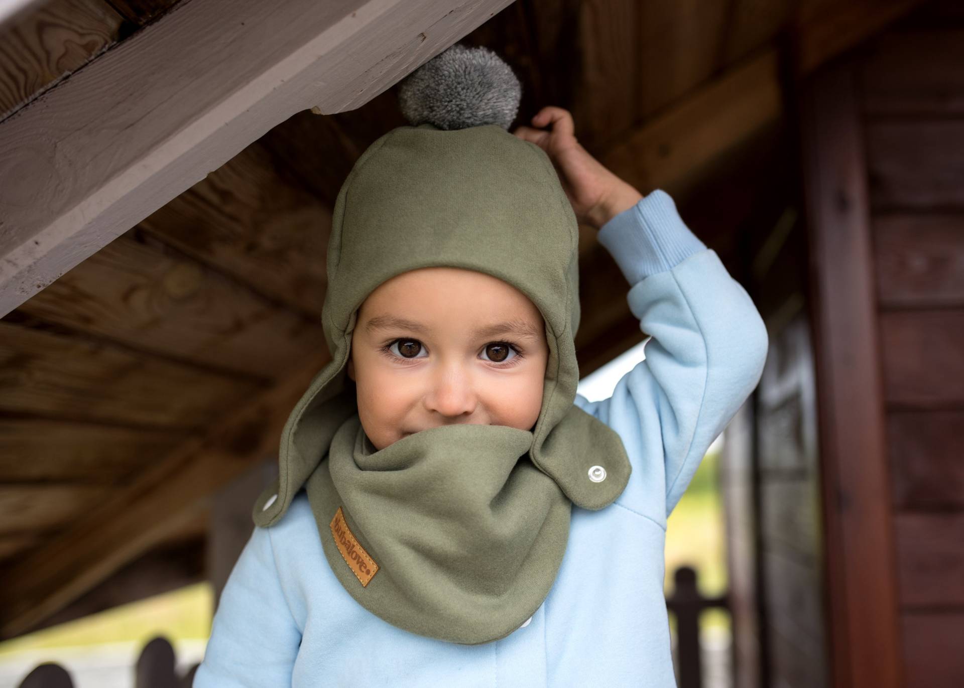 Kinder Winter Pilotenmütze Oliv Mit Bommel, Mädchen Wintermütze, Jungen Warme Mütze von Bubalove