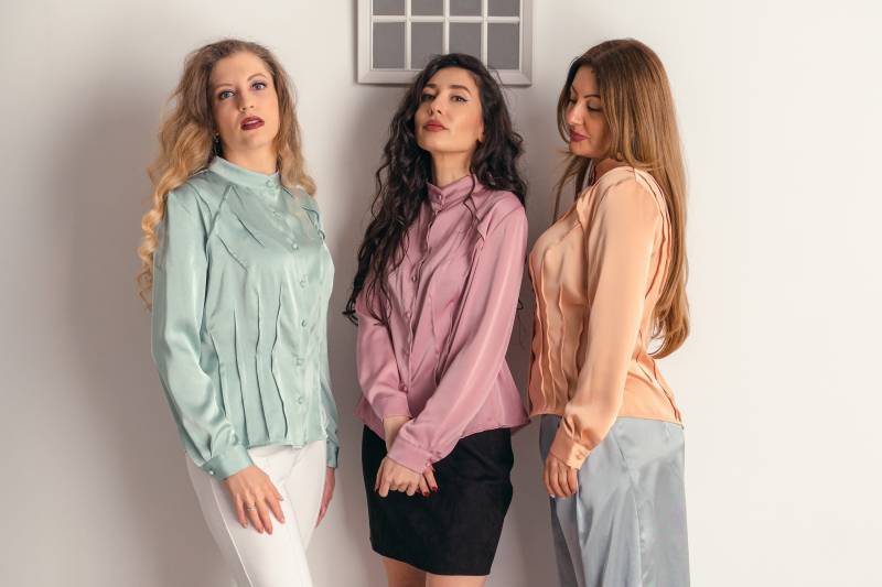 Rose Pink Seidenbluse Frauen Satin Button-Up Shirt von BubbanaBoutique