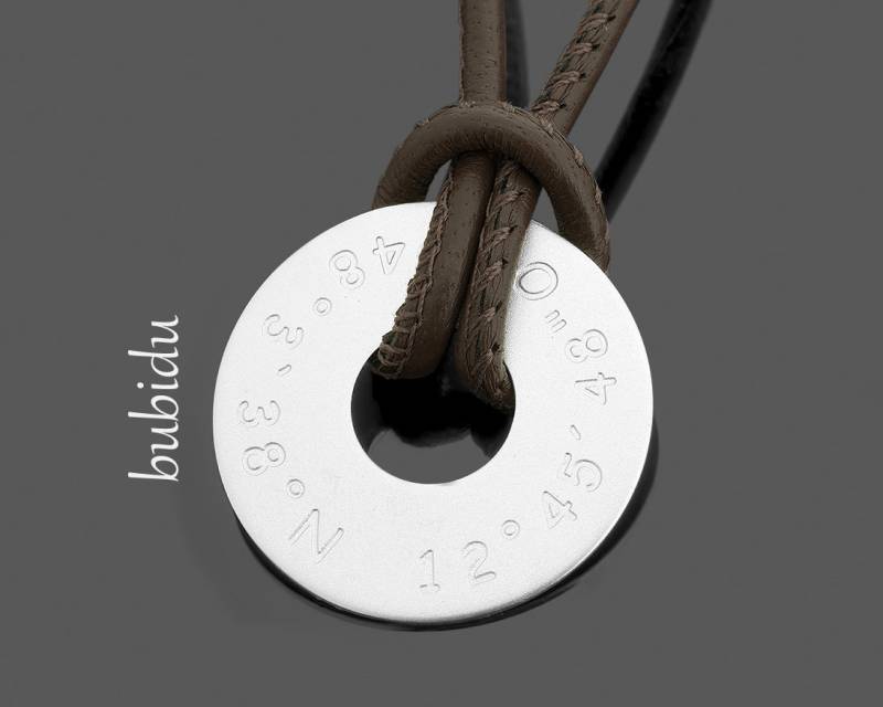 Herrenkette Koordinaten Männerkette Gravur Lederkette Mann Braun Silber Halskette Männer Herrenschmuck Online Namenskette Freund Kette Text von BubiduDE
