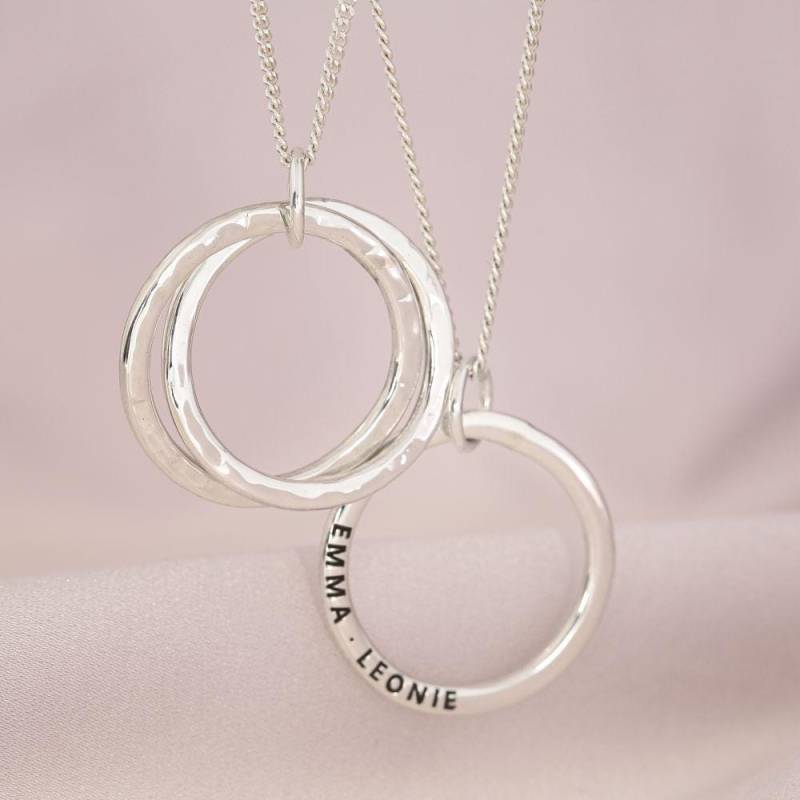 Silberkette Mit Gravur Verschlungenen Ringen Aus 925 Silber Handgefertigt Namenskette Geschenk Weihnachten Muttertag Verlobung Schmuck Damen von BubiduDE