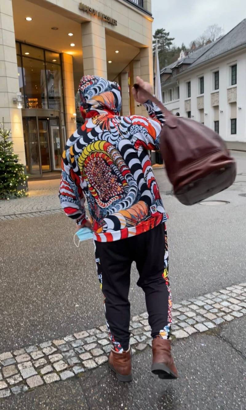 Bublikart Herren Kapuzenpullover "Scream" von BublikArtShop