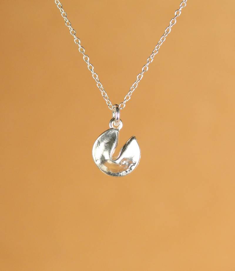 Glücksbringer Kette - Gold Glückskeks Silber Ein Niedlicher An 14K Gold Filled Oder Sterling von BubuRuby