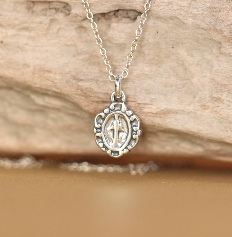 Jungfrau Maria Halskette - Sterling Silber Religiöse Jungfrau Maria Halskette - Sterling Silber Religiöse von BubuRuby