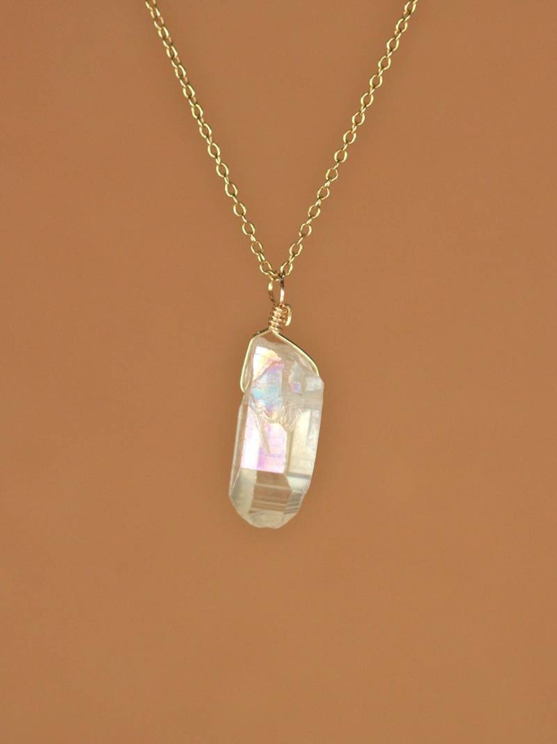 Kristall Halskette - Engel Aura Quarz Ein in Draht Gewickelter An Einer 14K Gold Filled Oder Sterling Silber Kette von BubuRuby