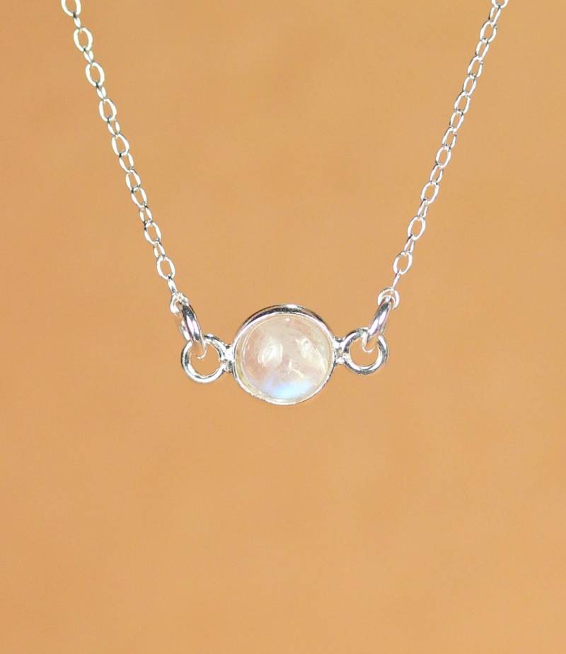Mondstein Halskette - Silber Juni Geburtsstein Regenbogen Eine Silberne Lünette Set An Einer Sterling Kette Mondstein Halskette - Silber Juni Geburtsstein Regenbogen Eine Silberne Lünette Set An Einer Sterling Kette von BubuRuby