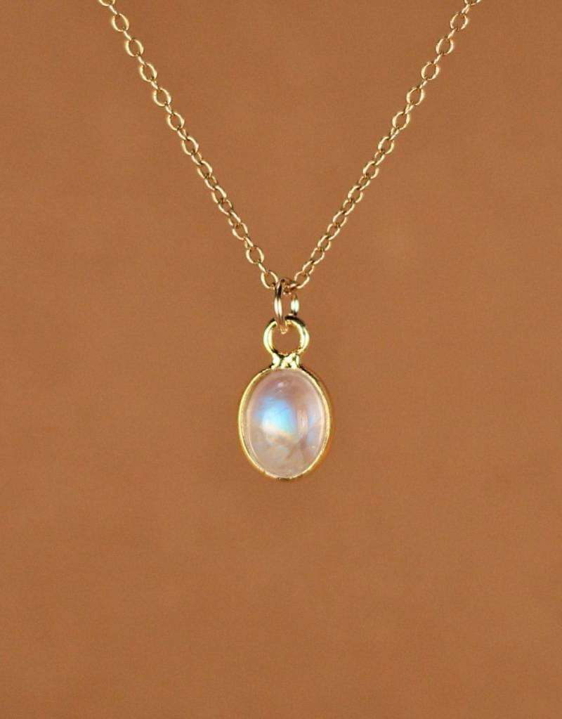 Mondstein Kette - Gold Juni Geburtsstein Ein Regenbogen Mit Goldeinfassung An Einer 14K Gold Filled Mondstein Kette - Gold Juni Geburtsstein Ein Regenbogen Mit Goldeinfassung An Einer 14K Gold Filled von BubuRuby