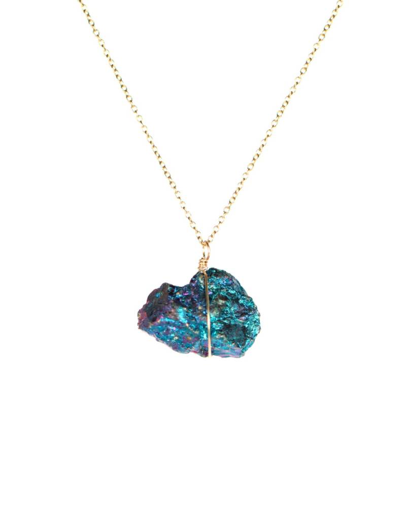 Buntkupfer Erz Halskette, Regenbogen-Halskette, Chalkopyrit Schmuck, Ein Regenbogen Bornit Draht, Gewickelt Auf Eine Zierliche 14K Gold Filled Kette Buntkupfer Erz Halskette, Regenbogen-Halskette, Chalkopyrit Schmuck, Ein Regenbogen Bornit Draht, Gewickelt Auf Eine Zierliche 14K Gold Filled Kette von BubuRuby