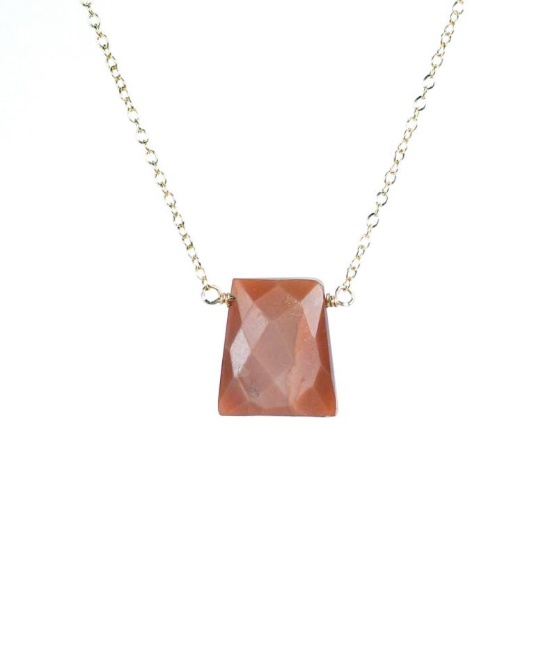 Pfirsich Mondstein Kette Orange Gebrannter Kristall An Zarter 14K Gold Filled Kette von BubuRuby