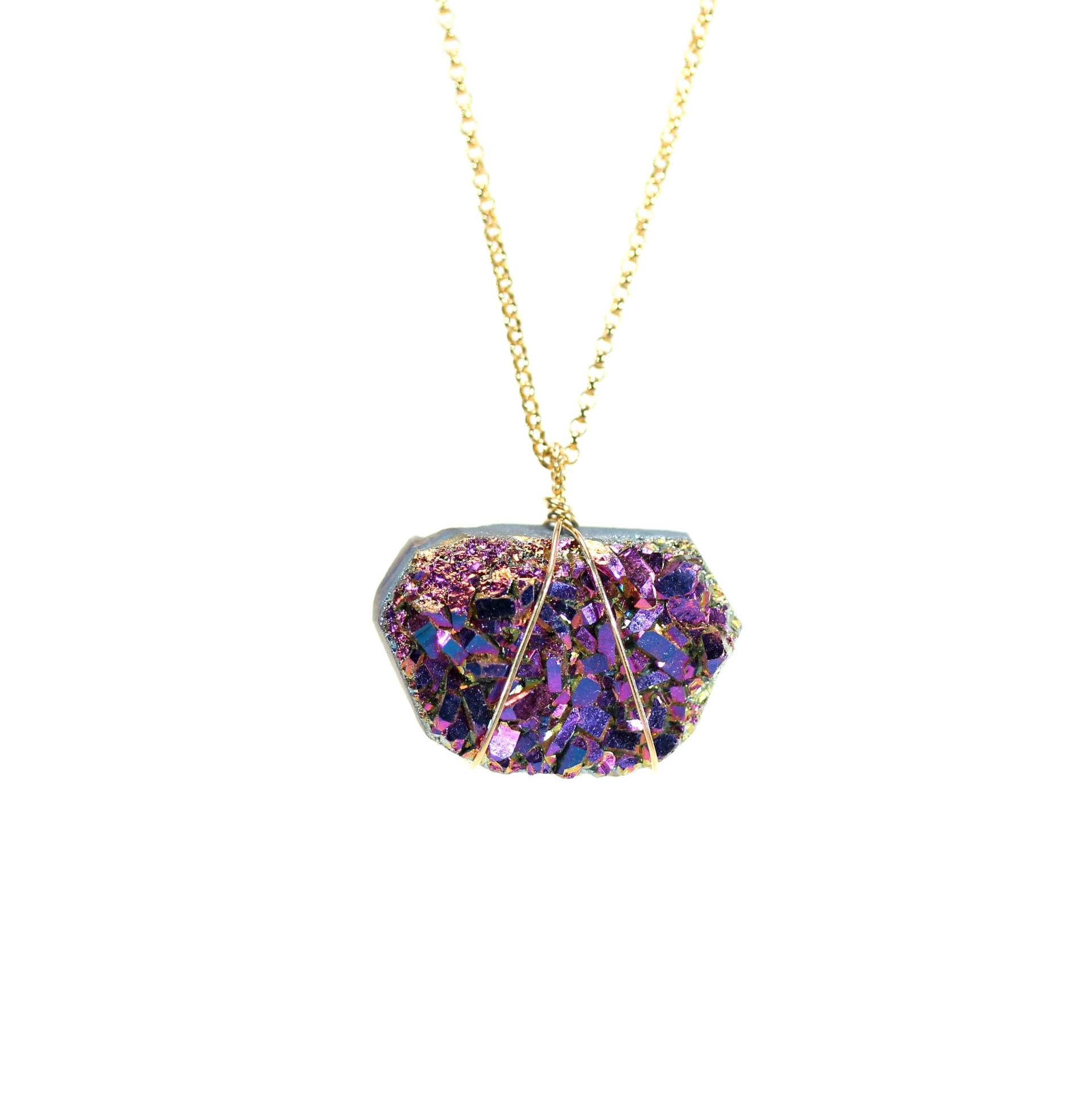 Titanium Aura Druzy Kristall-Halskette Roher Kristall Anhänger, 14K Gold Filled Kette Titanium Aura Druzy Kristall-Halskette Roher Kristall Anhänger, 14K Gold Filled Kette von BubuRuby