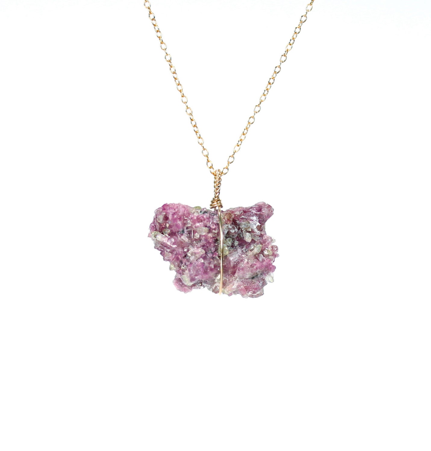 Vesuvianit Kette Einzigartiger Idocrase Pink Stein Anhänger, 14K Gold Filled Kette Vesuvianit Kette Einzigartiger Idocrase Pink Stein Anhänger, 14K Gold Filled Kette von BubuRuby