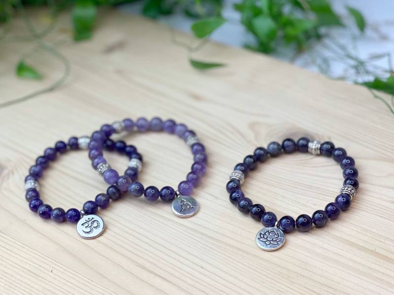 Symbol Armband - Amethyst Lotus Buddha Om von BubusWonderland