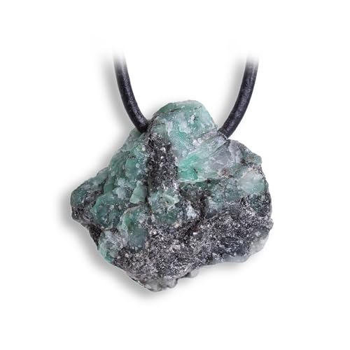 Budawi® Smaragd im Muttergestein Anhänger Einzelstück gebohrt inkl. schwarzem Lederband 1 Meter in Organzasäckchen Rohstein Unikat Naturstein Edelstein Schmuck von Budawi