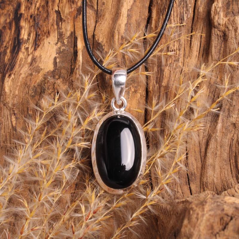 Einzelstück Onyx Anhänger 925 Sterling Silber - Handgefertigter Ovaler Cabochon Mit Schwarzem Lederband, Edler Damen & Herren Schmuck von Budawi