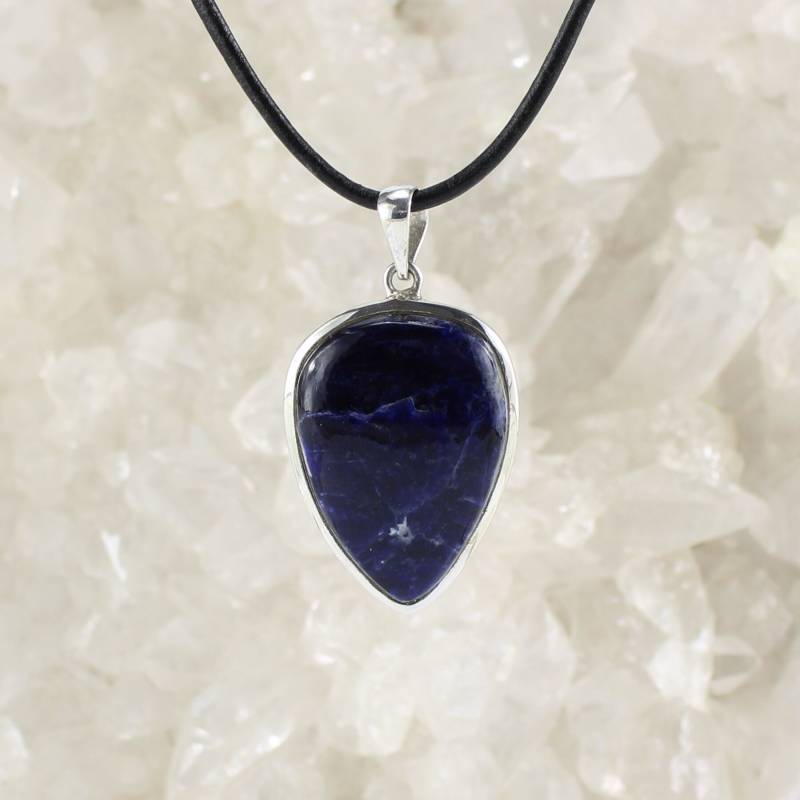 Sodalith Anhänger Kettenanhänger Hals Schmuck 925 Sterling Silber Echter Edelstein Mit Lederband - Einzelstück Sodalith Anhänger Kettenanhänger Hals Schmuck 925 Sterling Silber Echter Edelstein Mit Lederband - Einzelstück von Budawi
