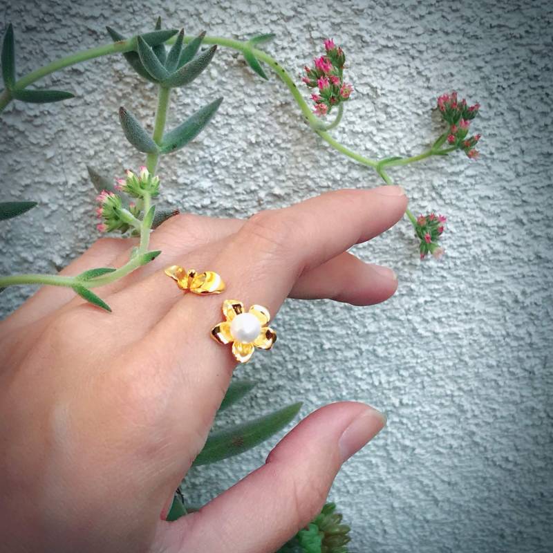 Blossom Ring | Gelbgold Vermeil Sterling Silber Offene Enden Größen Verstellbar von BuddingJewelry