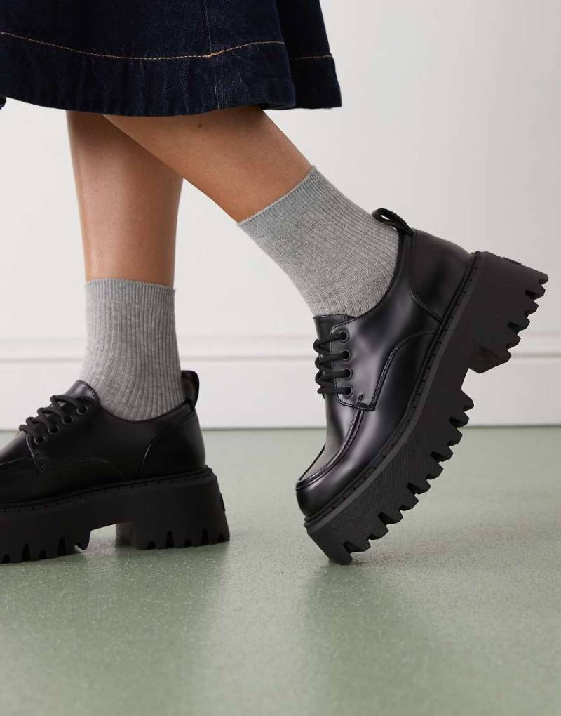 Buffalo - Schnürschuhe in Schwarz von Buffalo