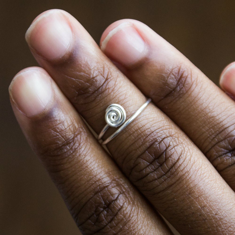 Silber-Spirale Knöchel Ring Sterling Silber Midi-Ring Einstellbar Midi Gold 4 Frauen Über Dem Spirale von BuildaStack