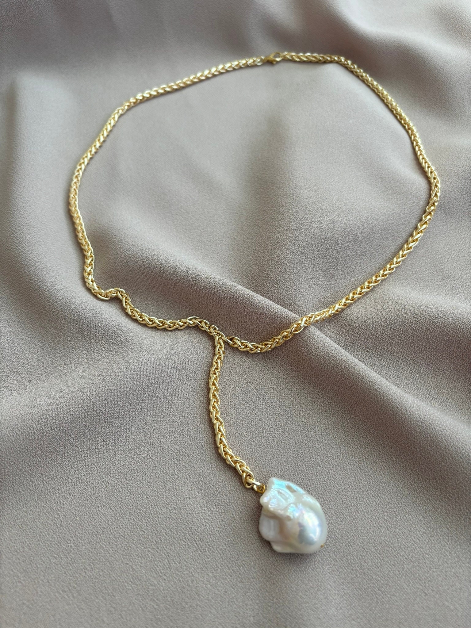 22K Vergoldete Barockperlen-Kettenhalskette von BuinJewellery