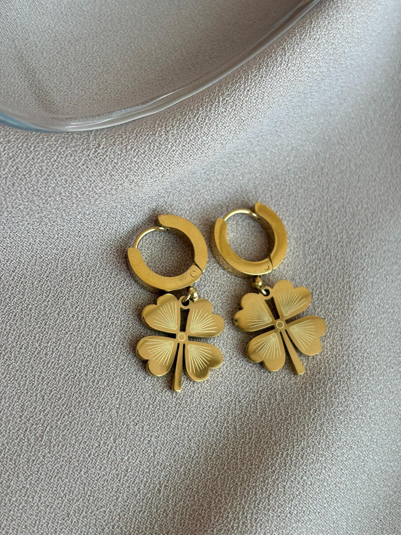 Gold Klee Ohrringe Edelstahl Moderne Ohrringe von BuinJewellery