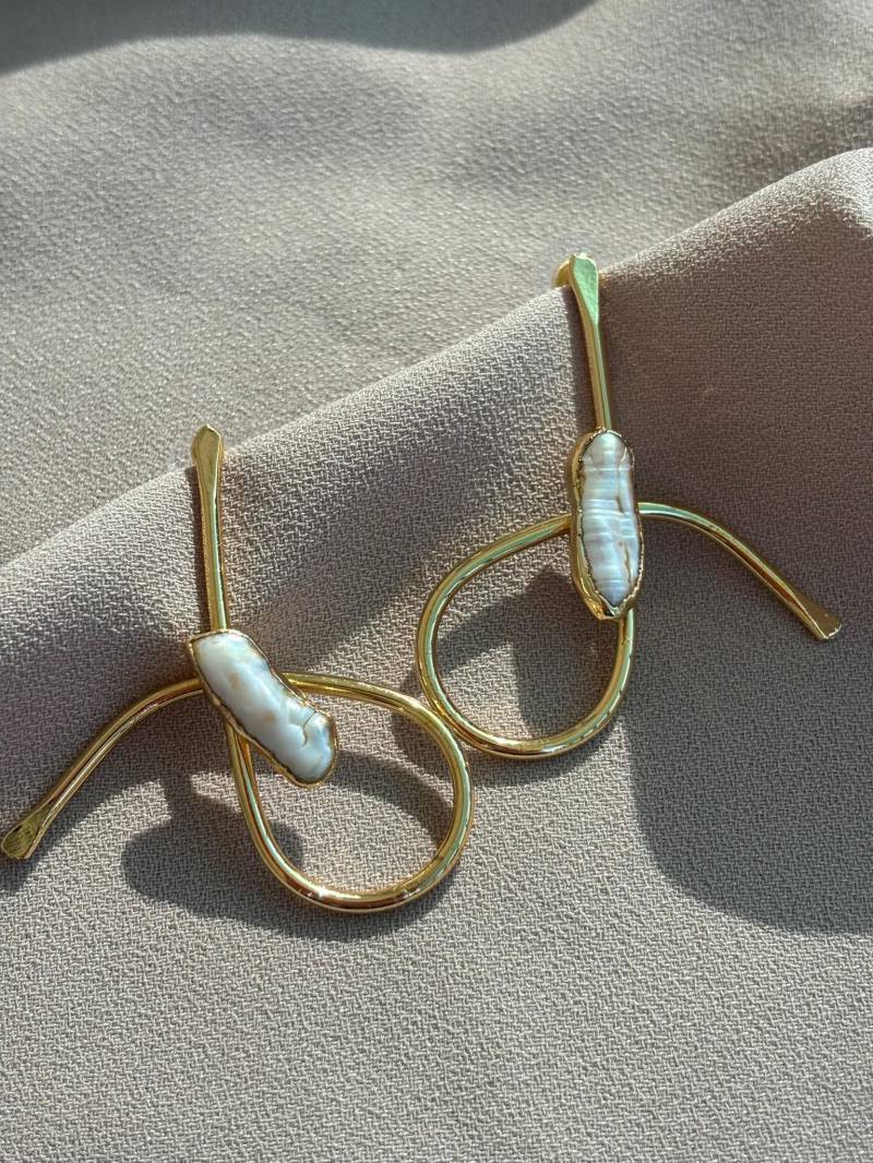 Natürliche Gummiperlenohrringe, Signature Elegante Perlenohrringe, Echte Perlenohrringe von BuinJewellery