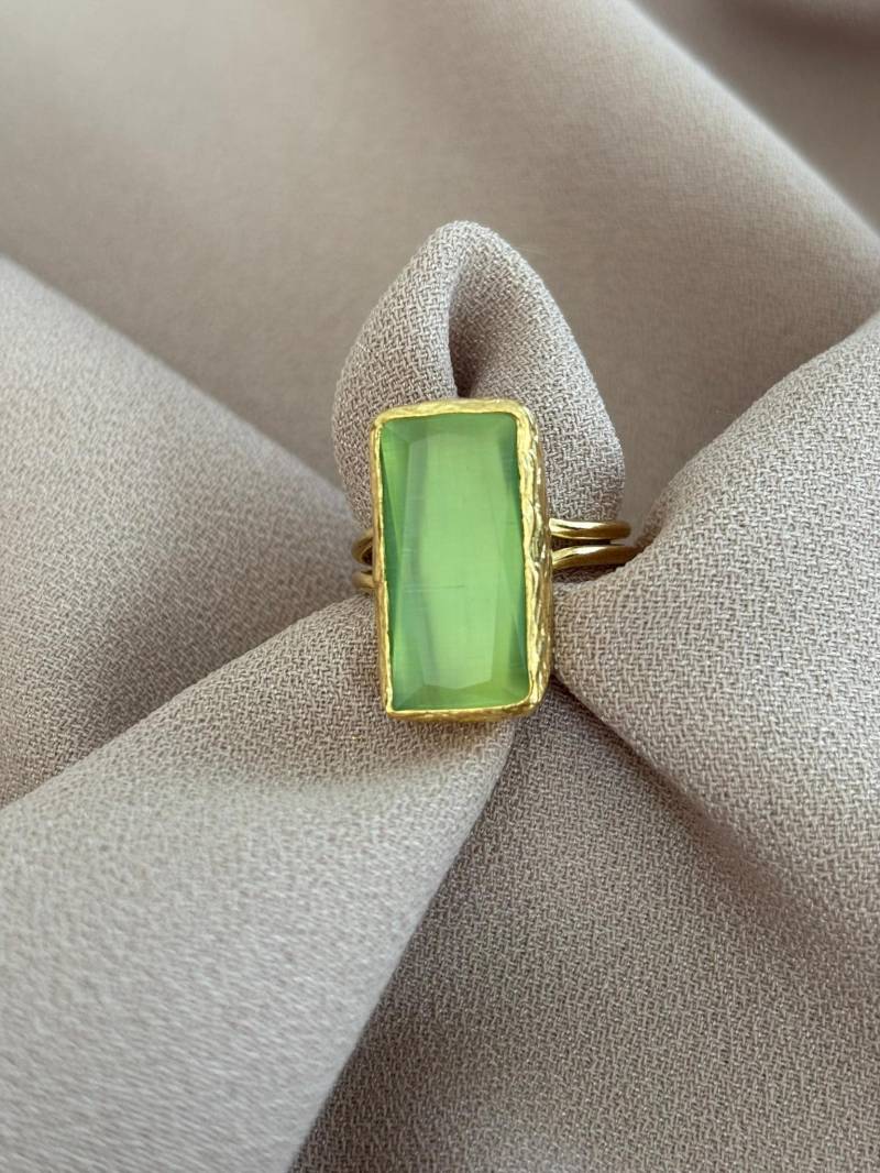 Rechteckiger Katzenauge Stein Ring 22K Vergoldeter Bronze Ring von BuinJewellery