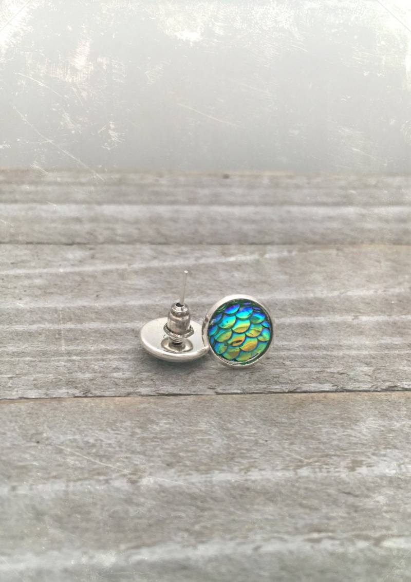 Fisch Ohrringe, Schmuck, Schuppen Ohrstecker Fisch Ohrringe, Schmuck, Schuppen Ohrstecker von BulletsForBelles