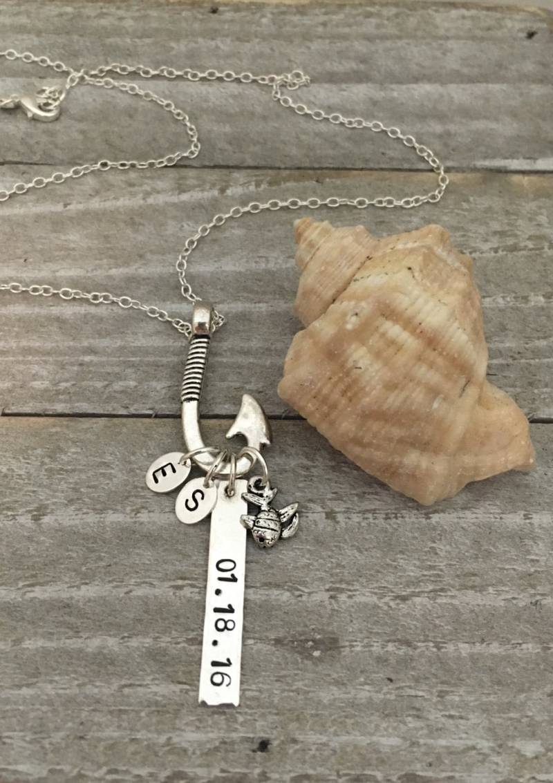 Fischhaken Halskette, Fischschmuck, Angeln, Lieblingsfang, Fischhakenhalskette von BulletsForBelles