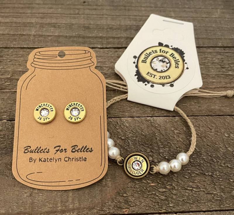 Kugel Schmuck Armband, Ohrringe, Geflochtenes Schmuck, Südliche Perle Armband Und Ohrringe Set von BulletsForBelles