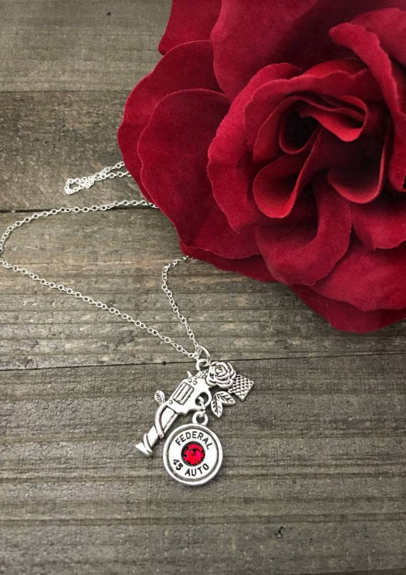 Kugelkette, Kugelschmuck, Pistolenanhänger, Pistolenkugelhalskette von BulletsForBelles