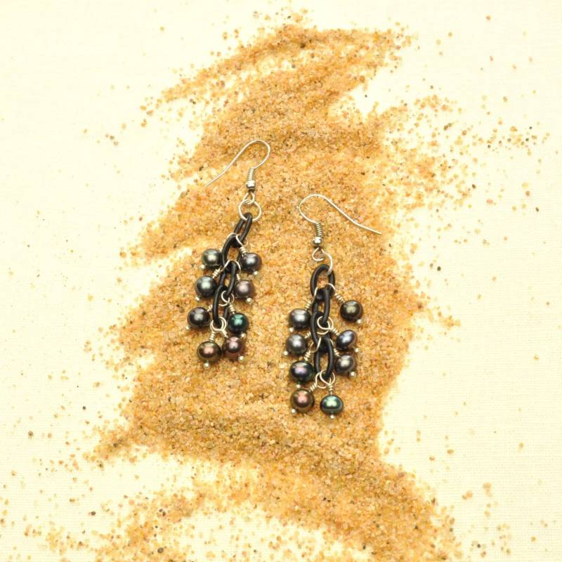 Pfauenperlen Ohrringe von Bungalow42
